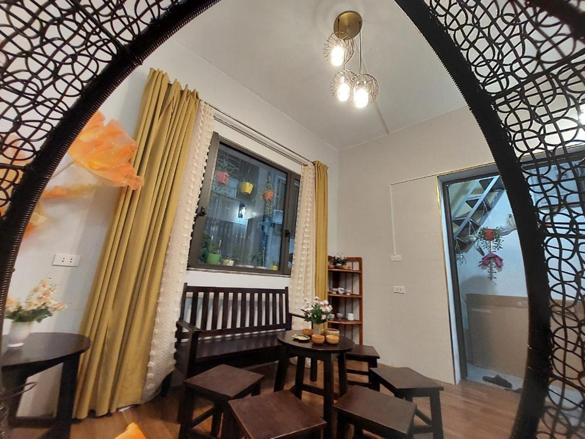 Alley Homestay Hanoi